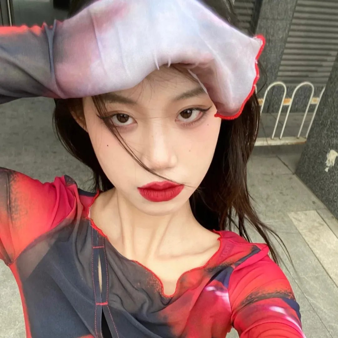 玉腿花拳